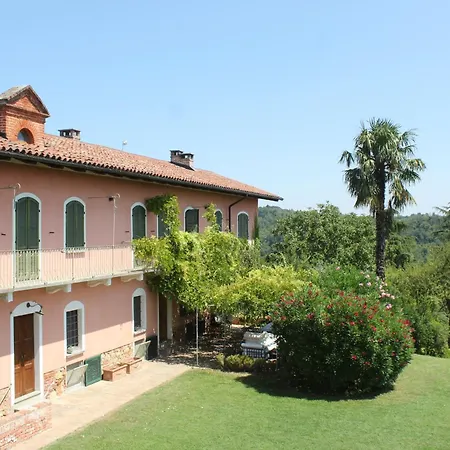 Bric Del Vento, Short Term Affittacamere 3*
